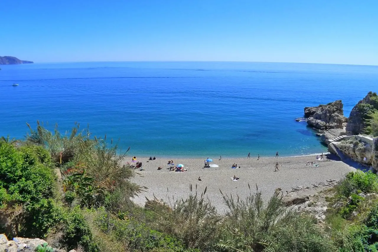 R1044 - Villa Karina Nerja 0*,  Spain